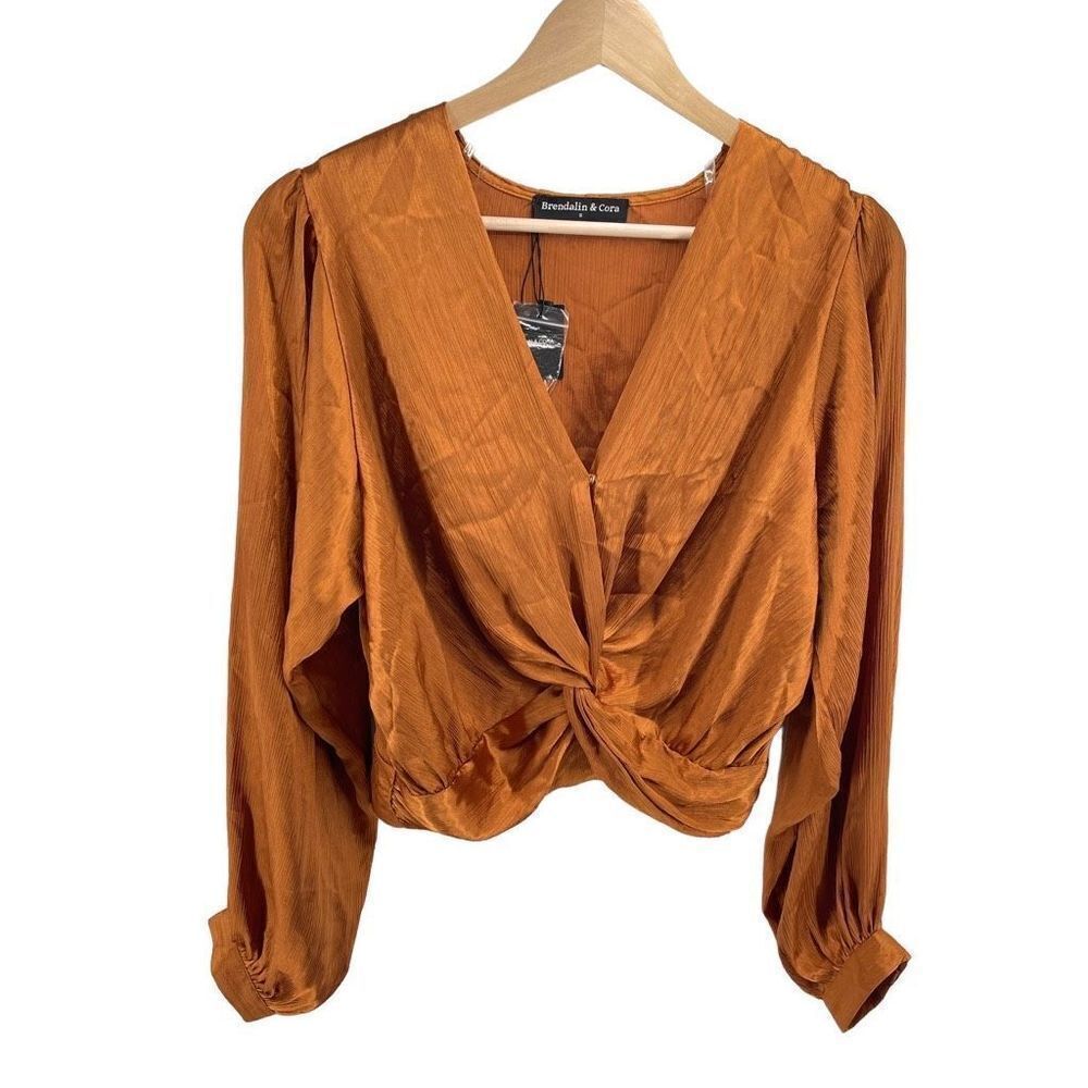 Brendalin & Cora Burnt Orange Long Sleeve Twist Blouse crop top shirt small NEW - Picture 10 of 11